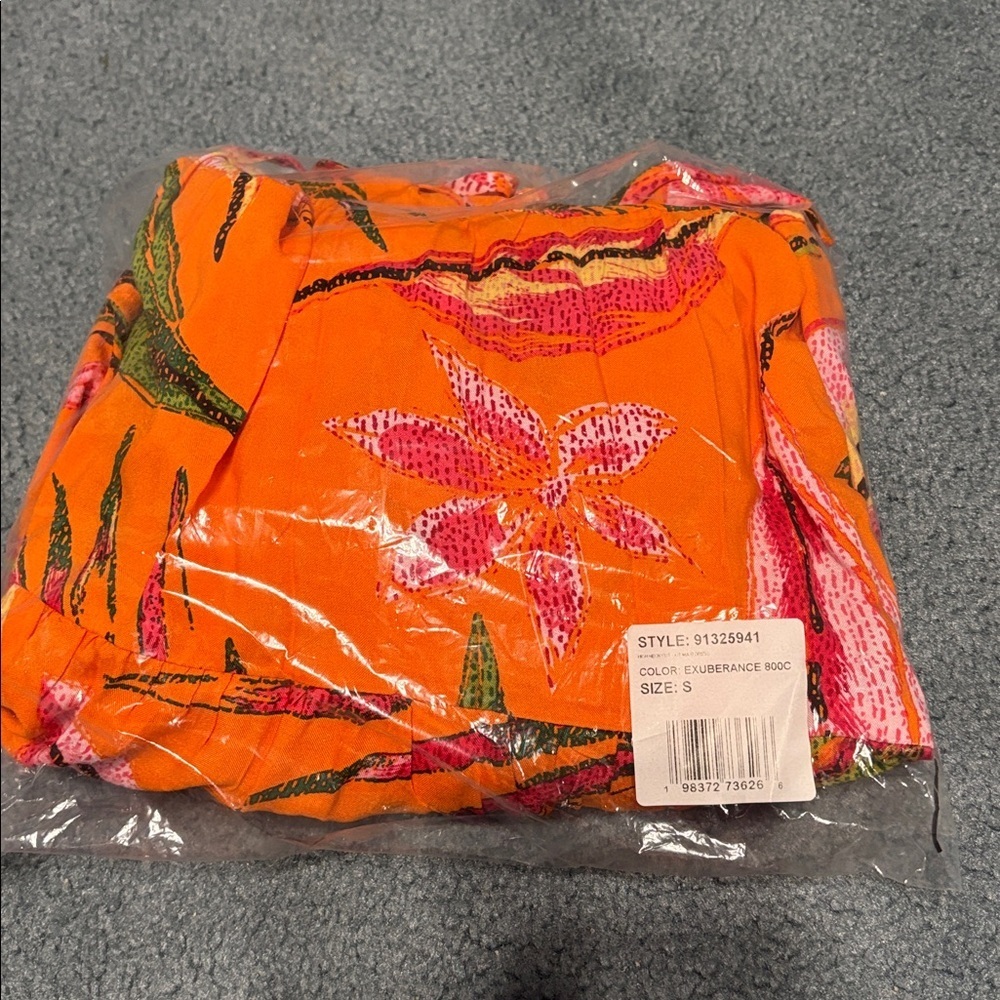 NWT Vince Camuto Tiered High Neck Tropical Leaf Print Maxi Dress Small - Picture 2 of 9